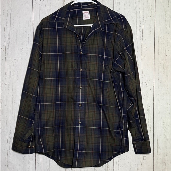 Brooks Brothers Other - Brooks Brothers 346 Medium Button Down Shirt Green Plaid Non Iron Supima Cotton